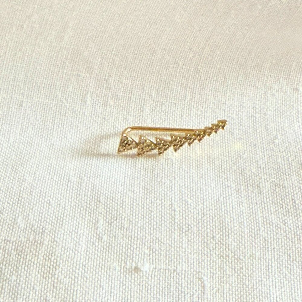 Adornia - Picture 2 of 4